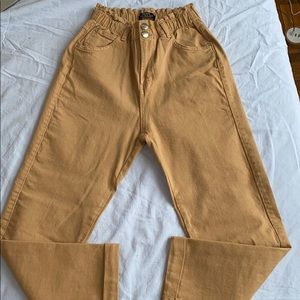 Khaki pants